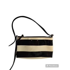 Kate Spade Women's Adjustable Crossbody Bag Penn Valley Striped Black Cream